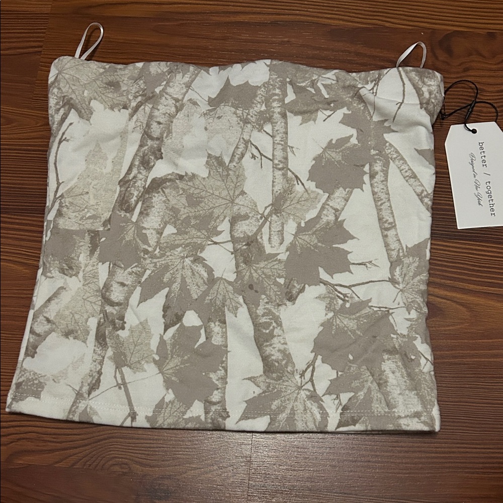 Leaf Patterned Cushion Cover